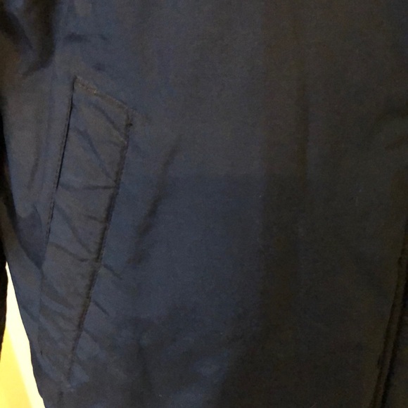 J Crew Ladies Rain Jacket - Picture 3 of 6